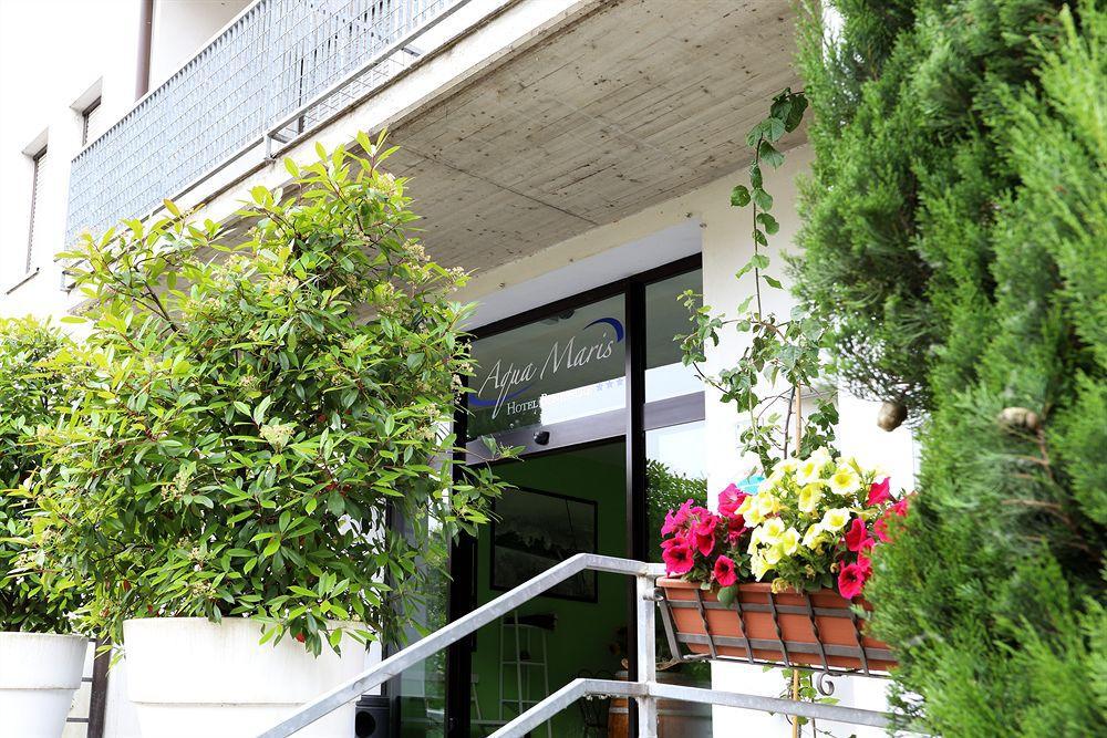 Aquamaris Hotel Sala Baganza Exterior foto