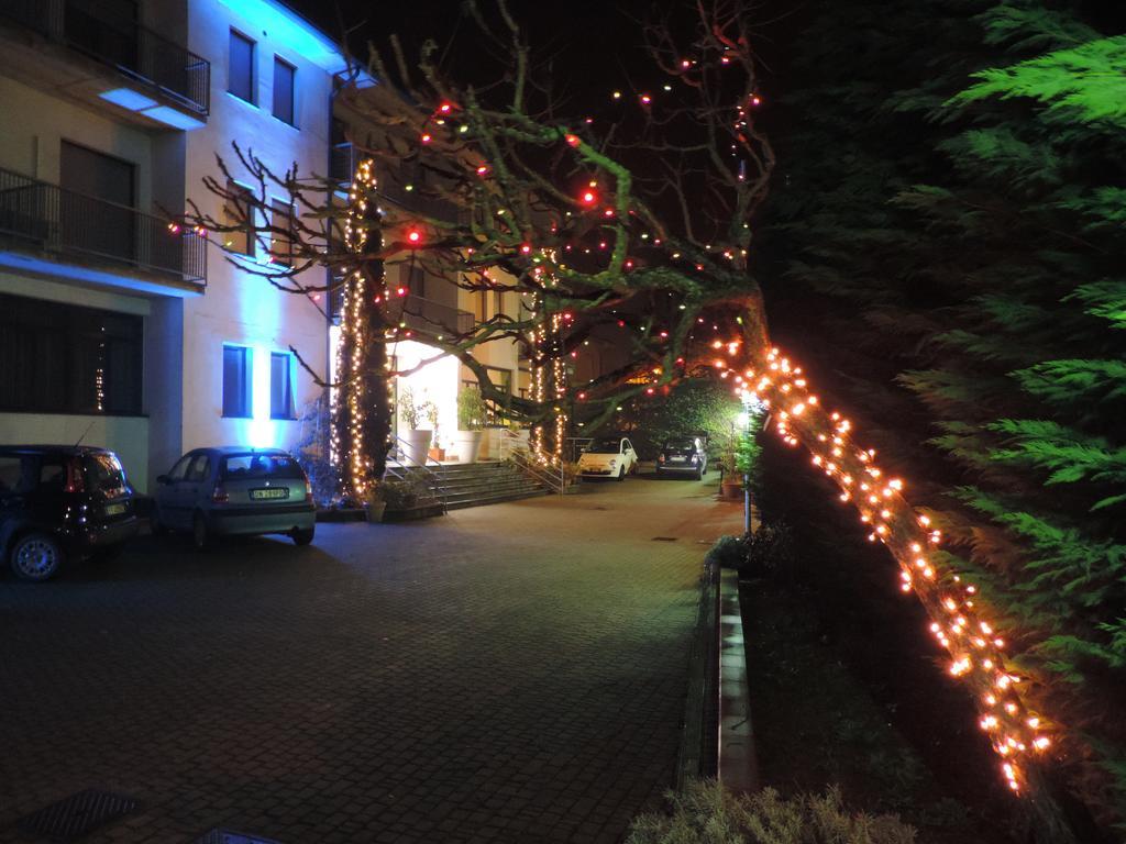 Aquamaris Hotel Sala Baganza Exterior foto