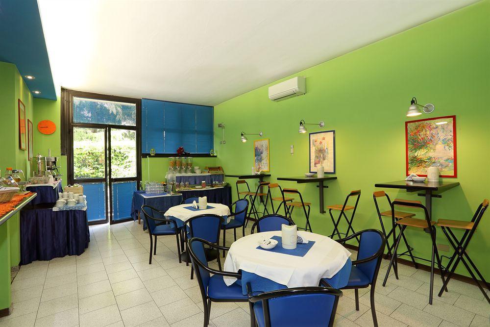 Aquamaris Hotel Sala Baganza Exterior foto